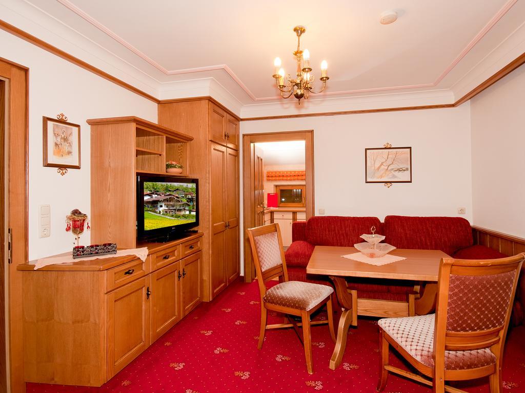Adlerhorst , Gstan 31 Apartment Finkenberg Room photo